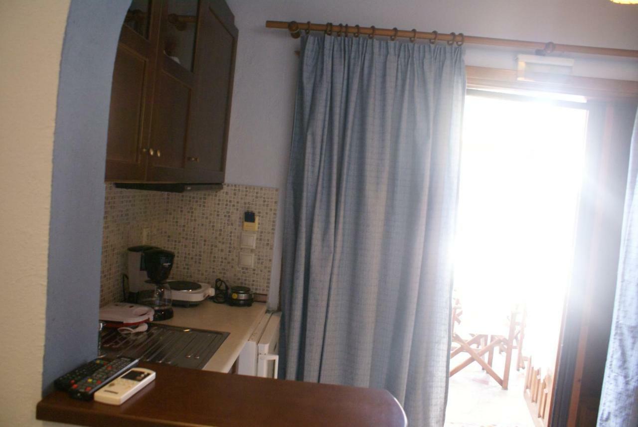 Nostos Rooms Amoliani Exteriör bild